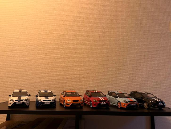 OttoMobile Ford Focus ZES schaalmodellen, Hobby en Vrije tijd, Modelauto's | 1:18, Zo goed als nieuw, Auto, OttOMobile, Ophalen of Verzenden