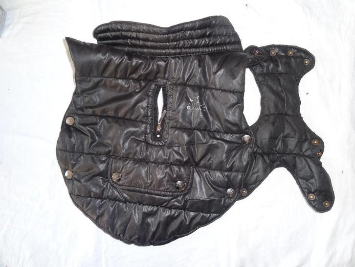 Milk & Pepper stoer design gewatteerde hondenjas T34, Dieren en Toebehoren, Hondenkleding, Zo goed als nieuw, Hondenjas, Ophalen of Verzenden