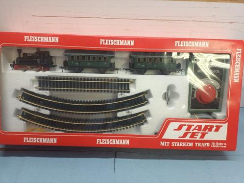 FLEISCHMANN STARTSET  MET 2 WAGON OF 4 WAGONS, Hobby en Vrije tijd, Modeltreinen | H0, Gebruikt, Treinset, Gelijkstroom, Fleischmann