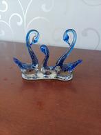 3 blauw glazen zwanen. Let op, gebroken., Ophalen
