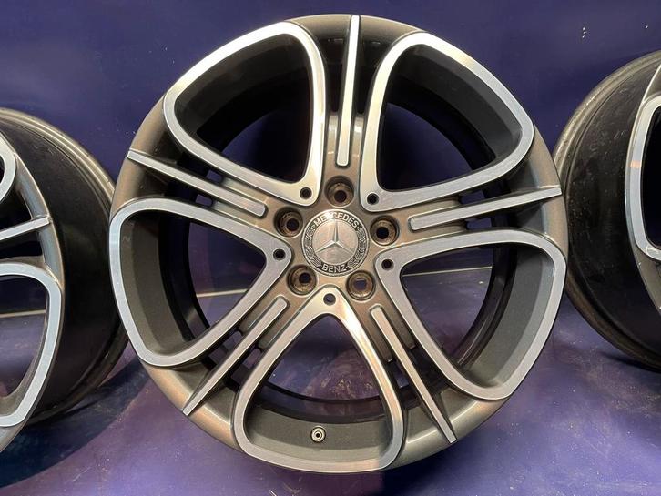 LM  velgen Mercedes A, B, C, CLA klasse, 18 inch, Auto-onderdelen, Banden en Velgen, Banden en Velgen, Winterbanden, 18 inch, Overige