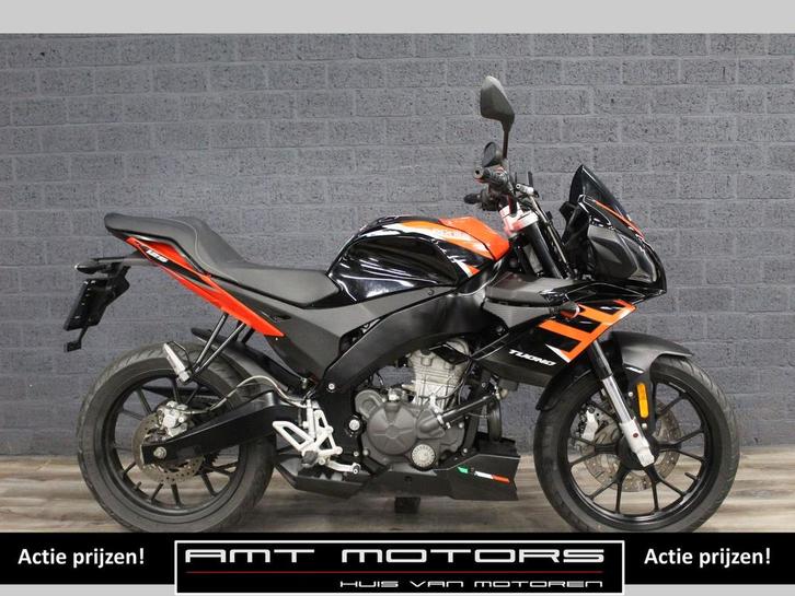 APRILIA TUONO 125 ABS (bj 2021) 17,600 km A1 Geschikt, Motoren, Motoren | Aprilia, Bedrijf, Sport, Minimaal motorrijbewijs A1