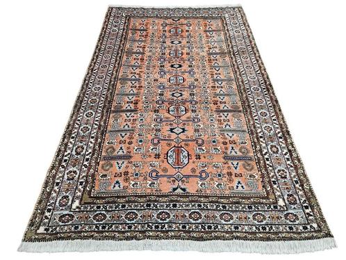 Handmade Persian wool Ardebil carpet soft orange 163x258cm, Huis en Inrichting, Stoffering | Tapijten en Kleden, Zo goed als nieuw