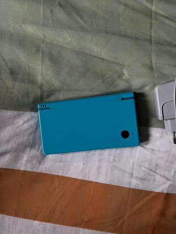 Nintendo DSi blauw met viva pinata