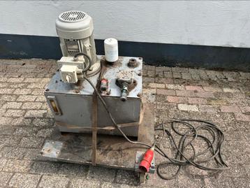 Elektrische hydrauliekpomp 380V beschikbaar voor biedingen