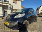 Peugeot 107 1.0 12V weinig km Nieuwe Apk!!, Voorwielaandrijving, Stof, 765 kg, 4 stoelen