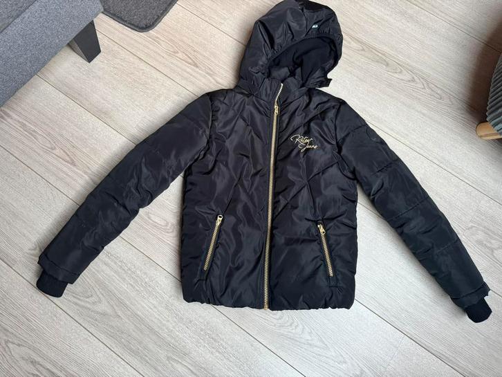 Retour winterjas maat 134/140., Kinderen en Baby's, Kinderkleding | Maat 134, Zo goed als nieuw, Meisje, Jas, Ophalen of Verzenden