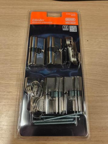 4x NEMEF cilinders Gelijksluitend Nieuw 38-42mm beschikbaar voor biedingen