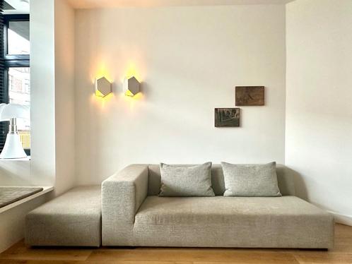 Designbank Koozo David 986 – Tijdloos Belgisch design met ka, Huis en Inrichting, Banken | Bankstellen, Gebruikt, Rechte bank