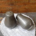 Tinnen peper en zout stel gehamerd tin, Ophalen of Verzenden
