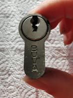 Cilinder slot 30/30 buva met 1 sleutel, Doe-het-zelf en Verbouw, Ophalen of Verzenden, Gebruikt, Slot