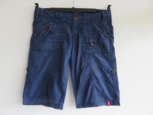 esprit play donkerblauwe korte broek short maat 34, Kleding | Dames, Broeken en Pantalons, Zo goed als nieuw, Maat 34 (XS) of kleiner