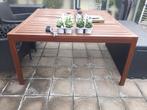 Gratis af te halen -Tuintafel 140 cm. x 140 cm. x 73 cm., Tuin en Terras, Ophalen, Gebruikt, Vierkant, Hout