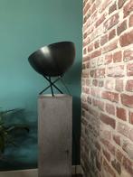 Industriële Masterlight lamp met betonlook sokkel, Huis en Inrichting, Woonaccessoires | Zuilen en Pilaren, Ophalen, Zo goed als nieuw