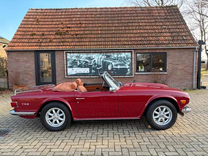 Triumph TR6, Carmine Red, 1974, Auto's, Triumph, Particulier, TR6, Lederen bekleding, Open dak, Benzine, Cabriolet, Handgeschakeld