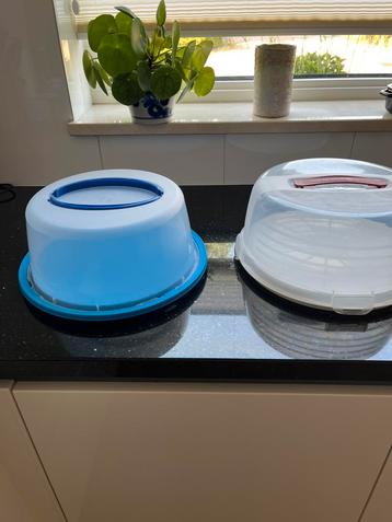 Taartdragers Schalen Tupperware beschikbaar voor biedingen
