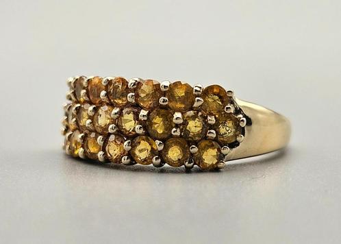 Gouden Vintage ring met edelsteen gele saffier. 2024/186., Sieraden, Tassen en Uiterlijk, Ringen, Zo goed als nieuw, Dame, 17 tot 18