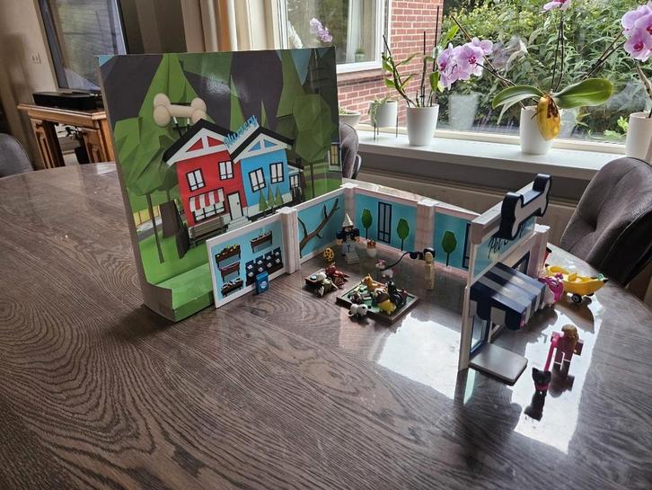 Roblox Deluxe Playset Adopt Me - Pet Shop, Kinderen en Baby's, Speelgoed | Actiefiguren, Zo goed als nieuw, Ophalen of Verzenden