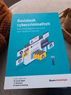 Basisboek Cybercriminaliteit, Zo goed als nieuw, W. van der Wagen, J.J. Oerlemans, M. Weulen Kranenbarg, Gamma, HBO