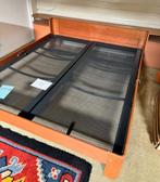Kersen Auping Auronde bed met achterwand 180x210 cm, 180 cm, Gebruikt, 210 cm, Bruin