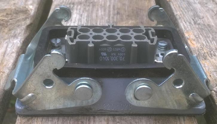 Stekker 10 polig chassisdeel Harting, Muziek en Instrumenten, Kabels en Stekkers, Gebruikt, Apparatuur, Ophalen of Verzenden