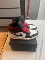 Jordan 1 mid, Kleding | Heren, Schoenen, Zo goed als nieuw, Ophalen