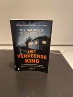 Het Verkeerde Kind - M.J. Arlidge & Julia Crouch, Ophalen of Verzenden, Zo goed als nieuw, Nederland