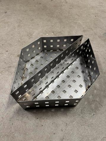 RVS Brikettenhouders/kolenbak voor o.a. Weber BBQ beschikbaar voor biedingen