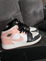 Jordan 1 MID, Nike, Ophalen of Verzenden, Roze, Sneakers of Gympen