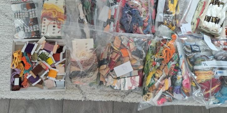 Heel veel borduurgaren., Hobby en Vrije tijd, Borduren en Borduurmachines, Zo goed als nieuw, Borduurgaren of Zijde, Ophalen of Verzenden