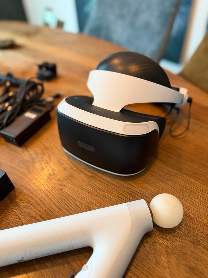 PS VR - PlayStation VR Complete Set met Controllers, Spelcomputers en Games, Virtual Reality, Gebruikt, Sony PlayStation, VR-bril