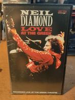Neil Diamond – Love At The Greek  VHS, Alle leeftijden, Ophalen of Verzenden, Zo goed als nieuw