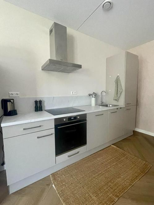 Tweedehands keuken (Tulp Keukens) - 1 jaar oud, Huis en Inrichting, Keuken | Complete keukens, Zo goed als nieuw, Enkelwandige keuken