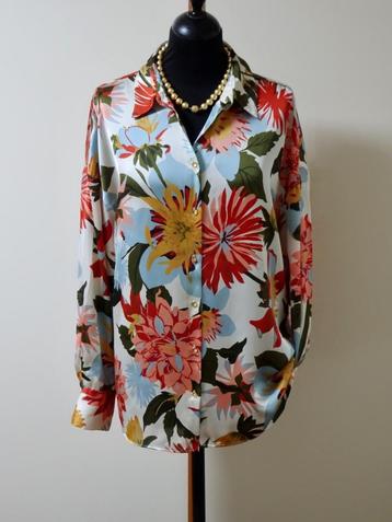 Leuke Zara blouse maat L beschikbaar voor biedingen