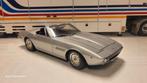 Minichamps Maserati Ghibli Convertible Silver Metallic, Hobby en Vrije tijd, Modelauto's | 1:18, Auto, Ophalen of Verzenden, Zo goed als nieuw