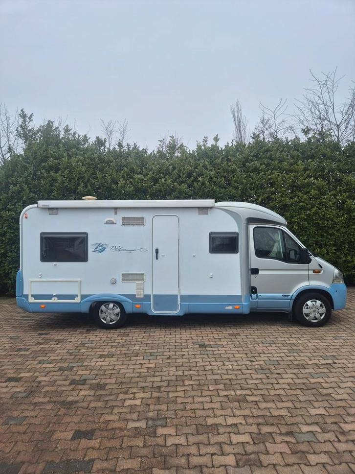 Renault burstner️♥️offgrid pakett️✅️camera🎥XXLkoelkast️✔️, Caravans en Kamperen, Campers, Bedrijf, tot en met 4, Half-integraal