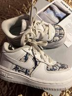 NIKE X DIOR  CUSTOM maat 23, 5 origineel ZGAN, Kinderen en Baby's, Kinderkleding | Schoenen en Sokken, Jongen, Ophalen of Verzenden