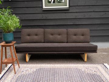 Artifort | Kho Liang Ie C671| Design Bank | Wol beschikbaar voor biedingen