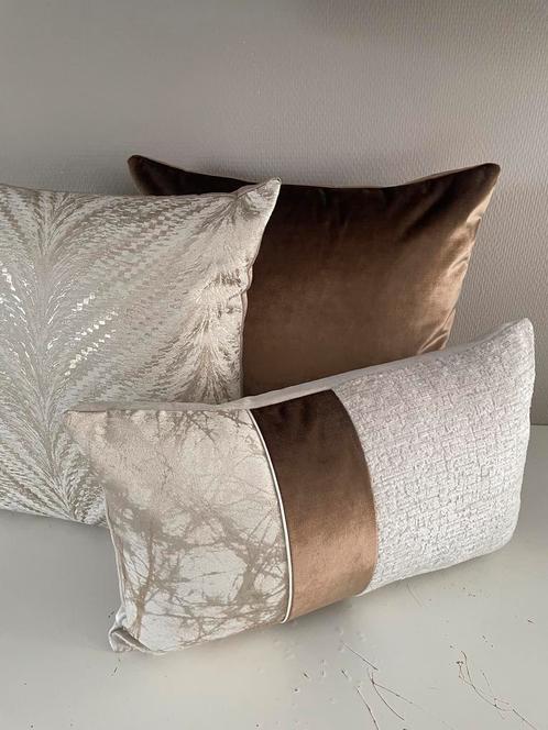 Luxe set sierkussens in goud/brons/offwhite, Huis en Inrichting, Woonaccessoires | Kussens, Nieuw, Ophalen of Verzenden