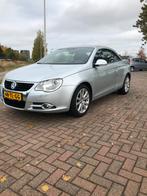 Volkswagen Eos 2.0 16V FSI 110KW 2006. Nieuwe Apk, Auto's, Voorwielaandrijving, 74 €/maand, Zwart, 4 cilinders