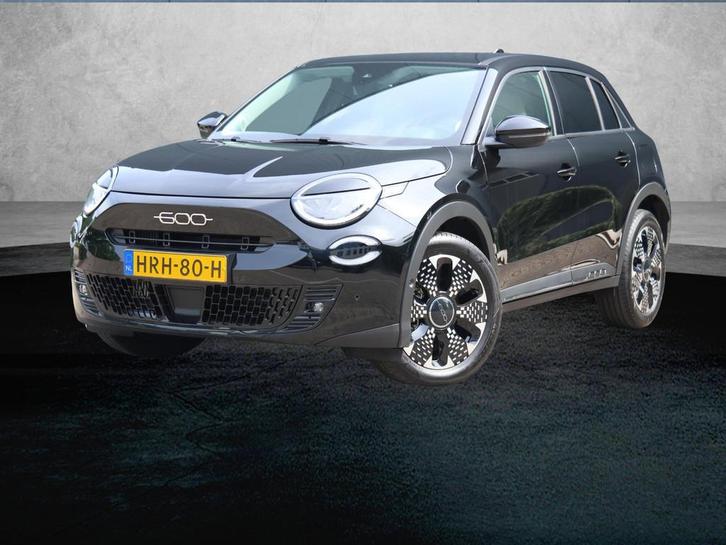 Fiat 600 1.2 Hybrid 110pk La Prima Automaat | Navigatie | Ac, Auto's, Fiat, Bedrijf, Te koop, Overige modellen, ABS, Adaptive Cruise Control