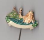 Zeemeermin met glas Wijn speldje, Verzamelen, Speldjes, Pins en Buttons, Gebruikt, Niet vindbaar, Niet vindbaar, Speldje of Pin