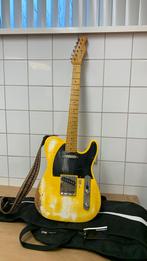 Fender telecaster gitaar (incl riem en hoes), Ophalen, Zo goed als nieuw, Solid body, Fender