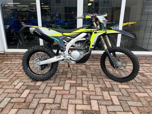 Fantic XEF 250 Black edition (bj 2024), Motoren, Motoren | Overige merken, Bedrijf, Enduro, 11 kW of minder