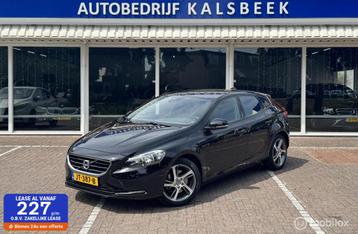 Volvo V40 2.0 T2 Summum beschikbaar voor biedingen
