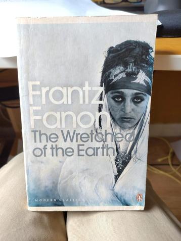 Frantz Fanon - De Verworpelingen der Aarde (Penguin) beschikbaar voor biedingen