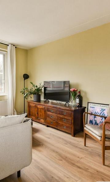Tv meubel koloniale stijl beschikbaar voor biedingen