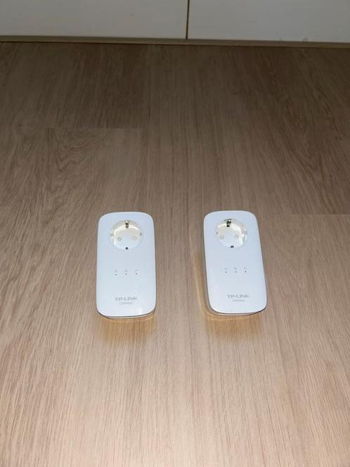 2 stuks tp-link pa8030p, Computers en Software, Powerlines, Gebruikt, Ophalen of Verzenden