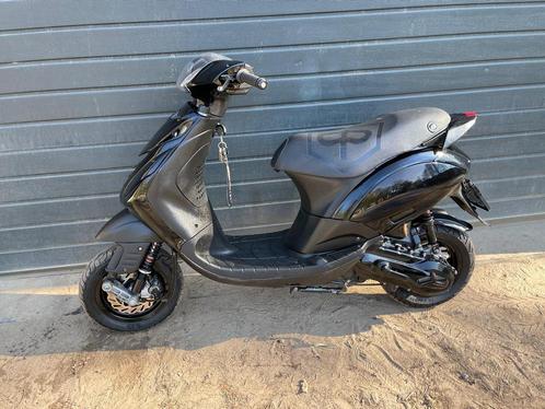 Zip 125 lc, Fietsen en Brommers, Scooters | Piaggio, Zo goed als nieuw, Zip, Ophalen of Verzenden
