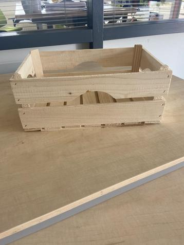 5 licht houten kistjes voor 17,50 beschikbaar voor biedingen
